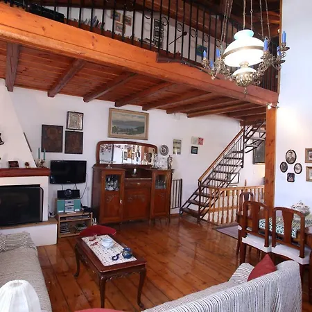 Holiday home Traditional House