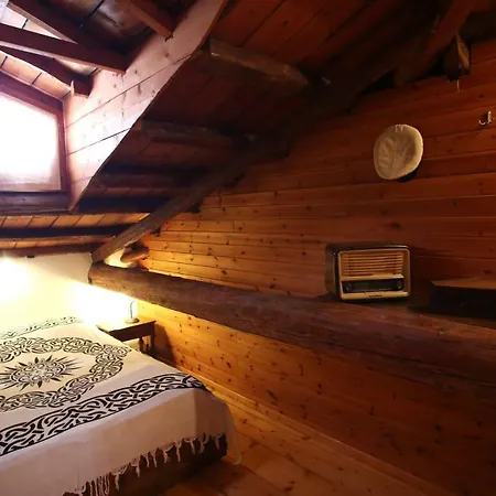 Holiday home Traditional House *